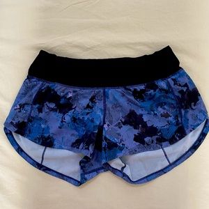 Lululemon speed up short with rare purple flower pattern in size 2